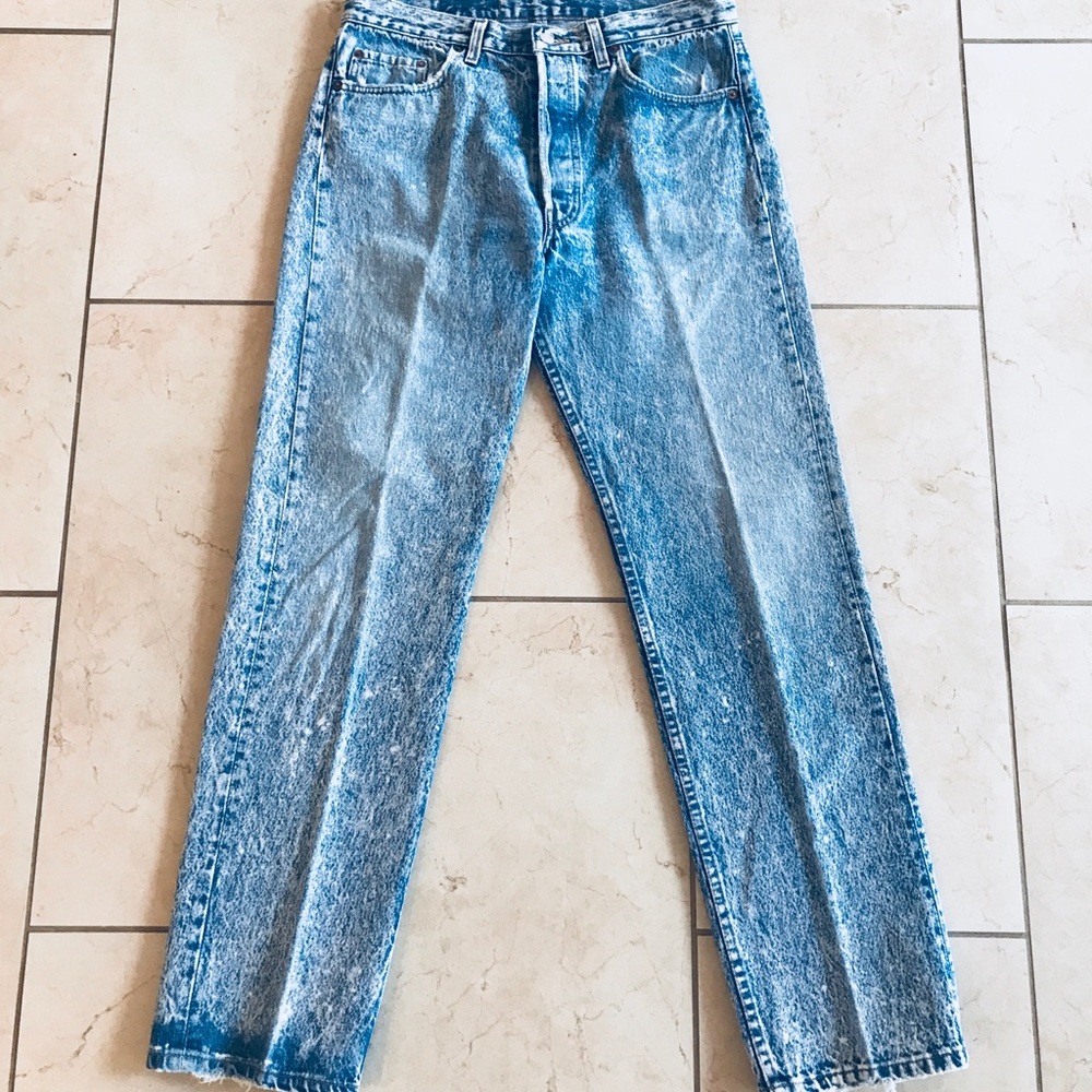 Vintage 1980’s Levi’s 501 Stonewashed Jeans - Picture 4 of 8